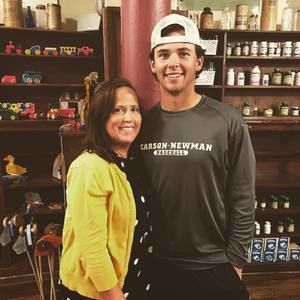 Meet your Posher, Matthew